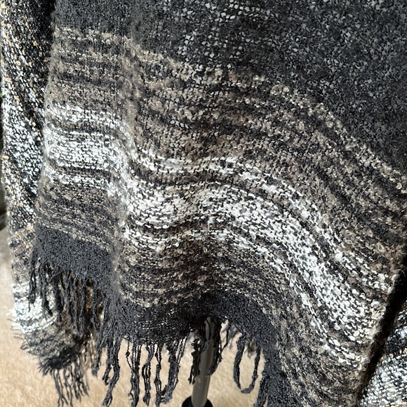 Shall - Picture 4 of 5